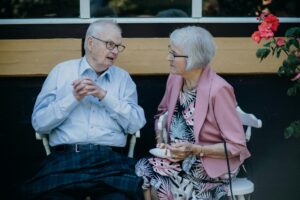 Cognitive stimulation and conversation